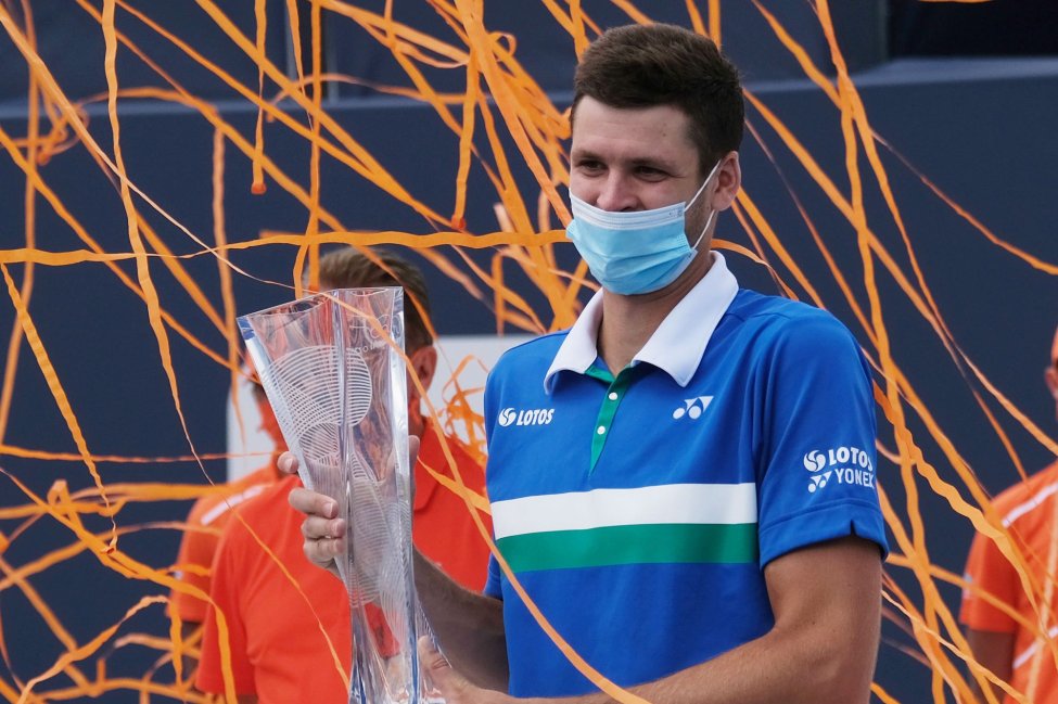 Hurkacz beats Sinner to win Miami Open