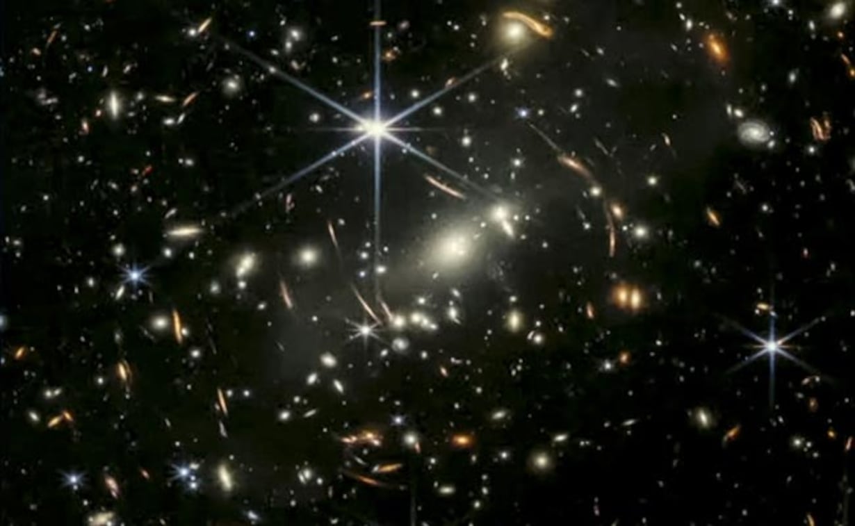 1st Webb Telescope image reveals earliest galaxies formed after Big Bang