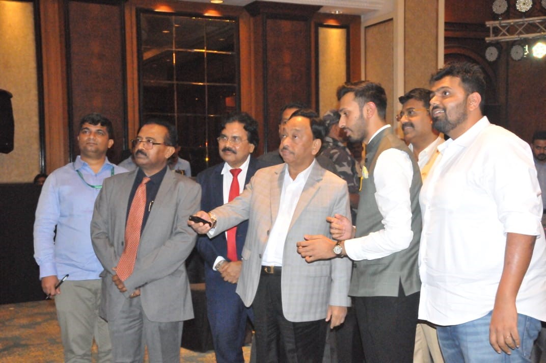 Mobile Electric Charging App released by MSME Minister Narayan Rane