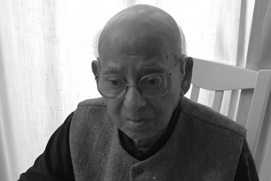 Noted historian Ranajit Guha passes away at 100