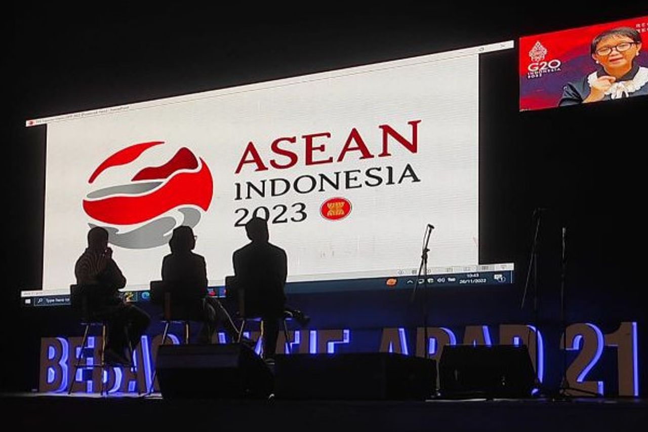 42nd ASEAN Summit begins in Indonesia with focus on global