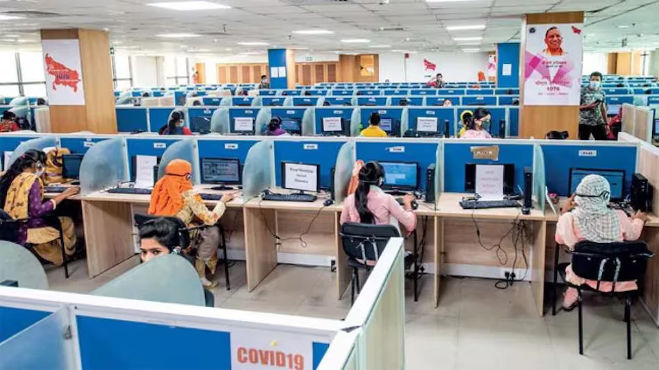 India’s Services PMI Soars to 61 in September, Output Hits 13-Year Peak, Job Growth Steady_2.1