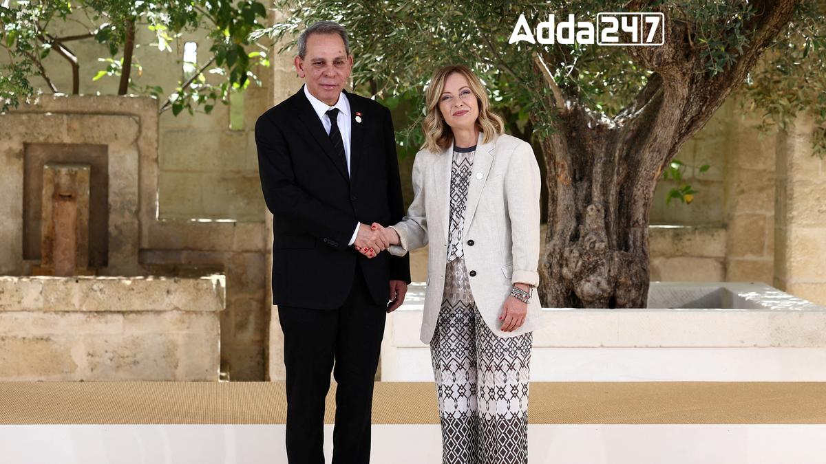 Tunisia's President Replaces Prime Minister Ahead of October Election