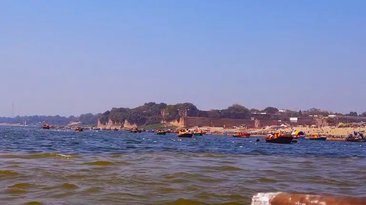 How many rivers are there in Prayagraj?