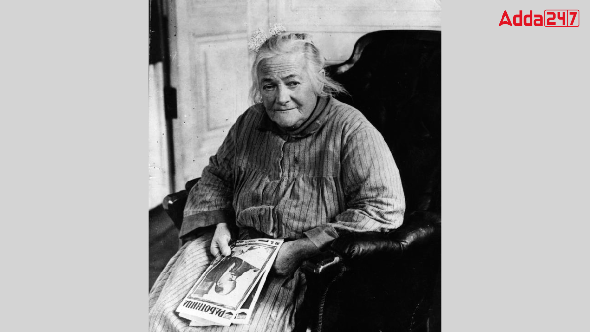 Who is the Founder of the International Women's Day?