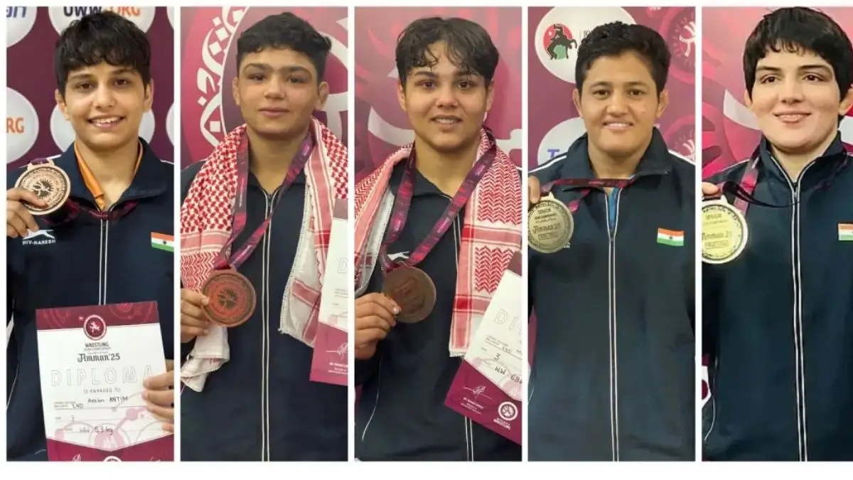 India Concludes Senior Asian Wrestling Championship With 10 Medals