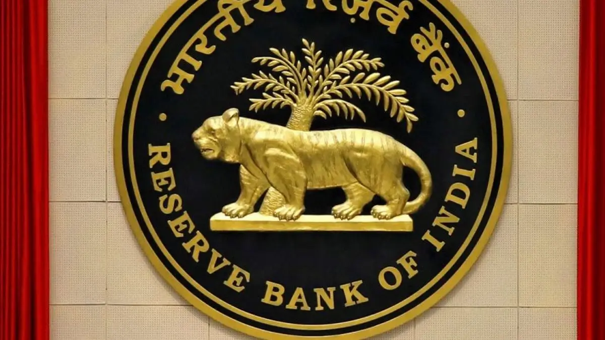 RBI Keeps FPI Investment Caps Unchanged for FY2025-26
