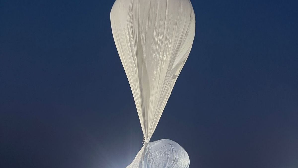 DRDO Successfully Conducts Maiden Flight of Stratospheric Airship Platform