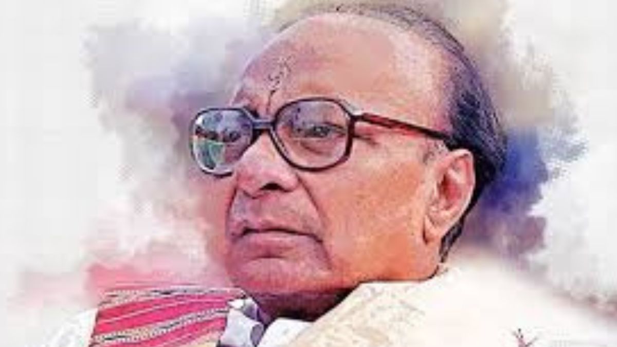 Biju Patnaik Memorial Unveiled in Delhi for Battle of Stalingrad Contribution