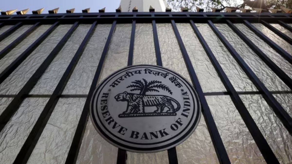RBI Transfers Record ₹2.69 Lakh Crore Surplus to Centre for FY25