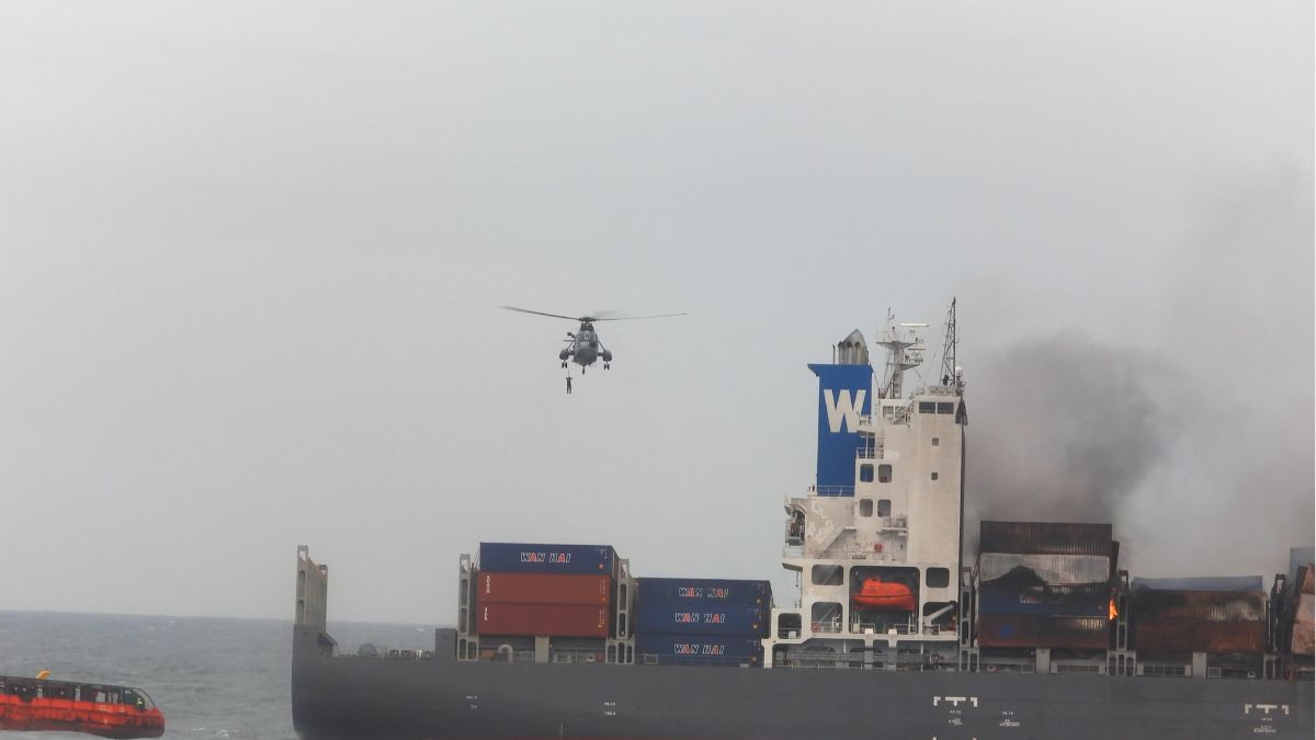 Indian Navy Executes Daring Mid-Sea Salvage Operation on Burning MV Wan Hai 503