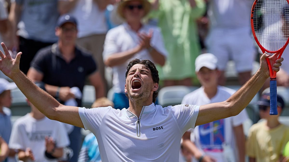 Taylor Fritz Triumphs in Stuttgart, Defeats Zverev in Straight Sets