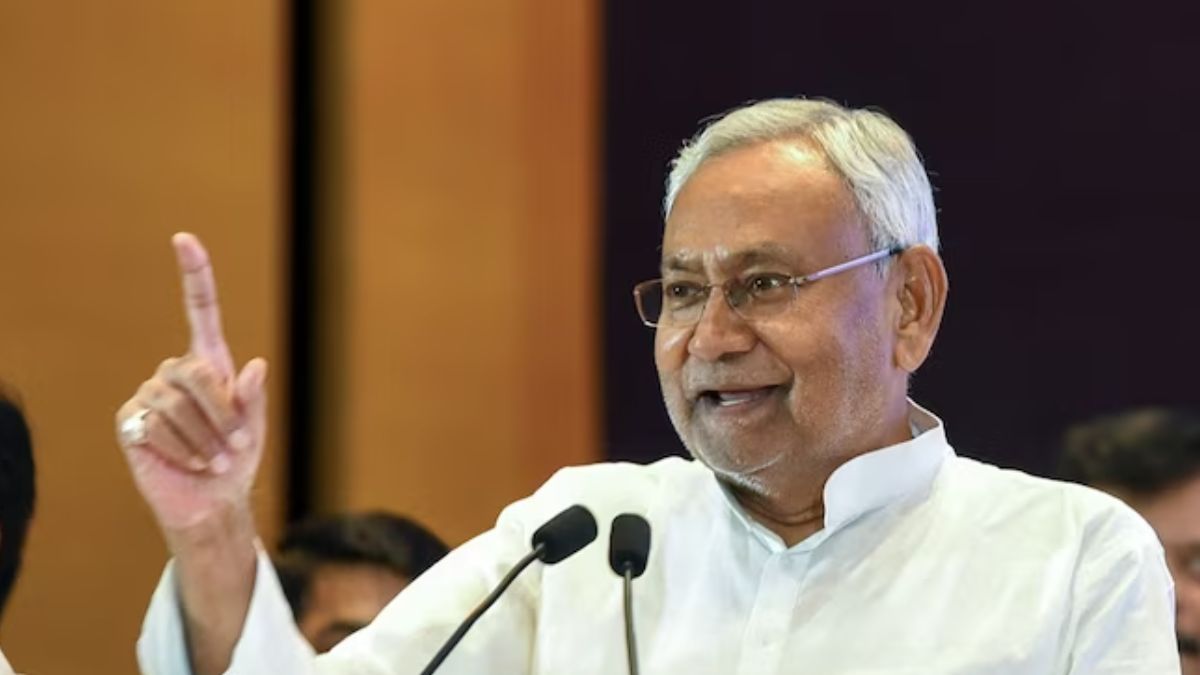 Bihar CM Announces Formation of State Sanitation Workers Commission