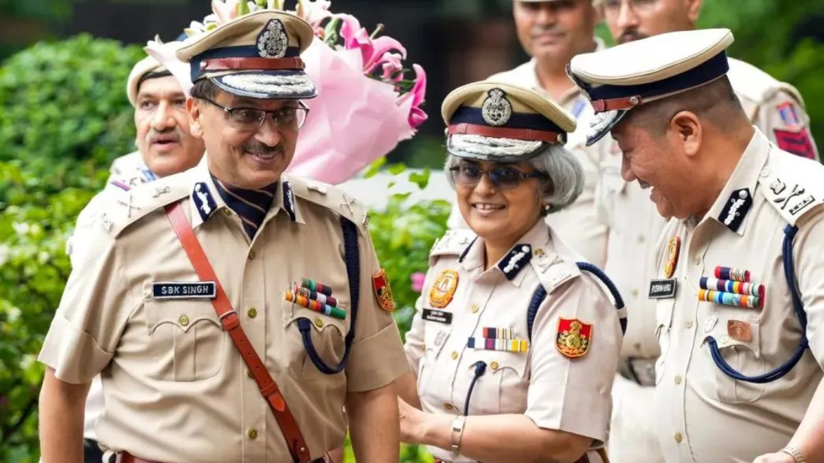 Meet the Spiritual Policeman Who Takes Charge as Delhi Police Chief