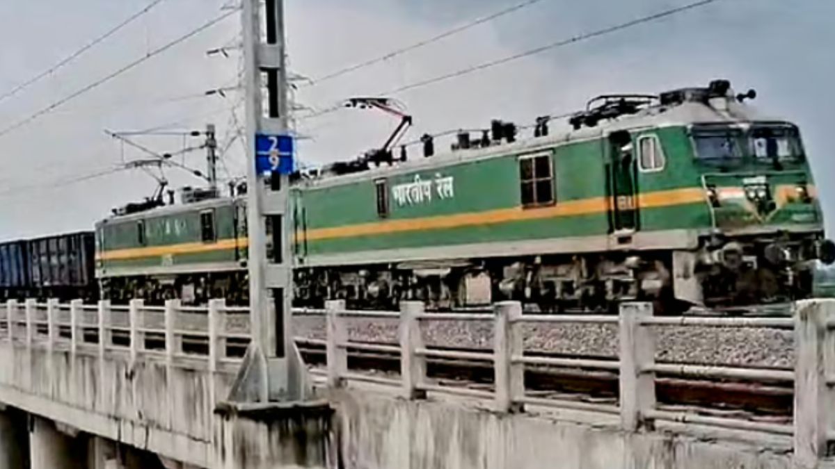 Indian Railways Conducts Trial Run of Asia’s Longest Freight Train ‘Rudrastra’