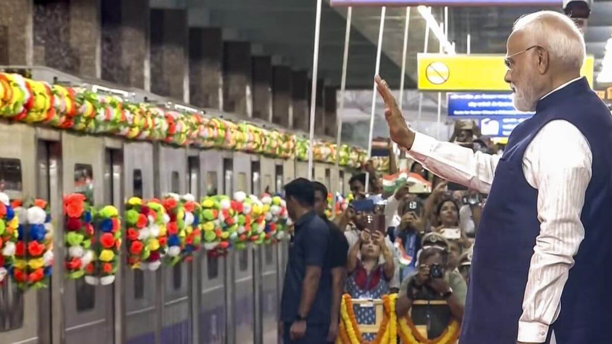 PM Modi Inaugurates ₹5,200 Crore Development Projects in Kolkata