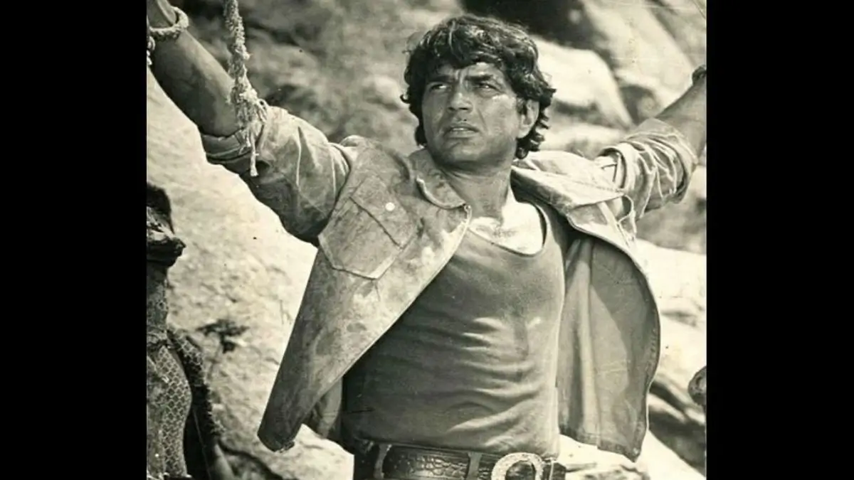 Farewell to Bollywood’s ‘He-Man’ Dharmendra Passes at 89