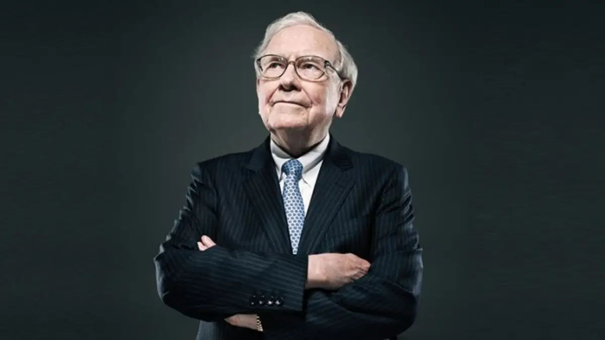 Warren Buffett Steps Down as Berkshire Hathaway CEO