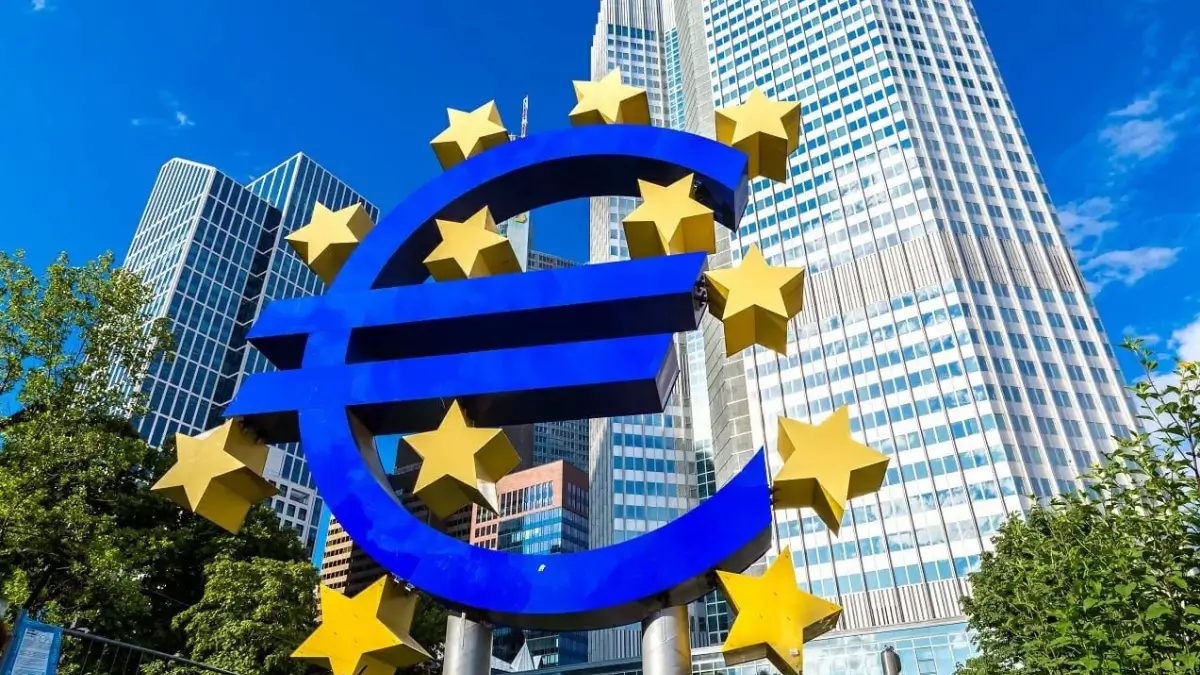 Which is the Largest Central Bank in the World by Total Assets? Check the List of Top-10