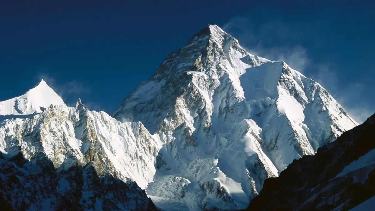 Which Mountain is known as the King of Mountains? Is it Mount Everest?