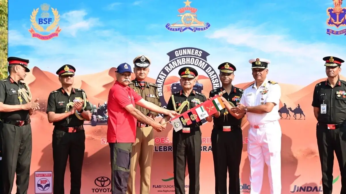 Army Chief Gen Dwivedi Flags Off Bharat RanBhoomi Darshan at National War Memorial