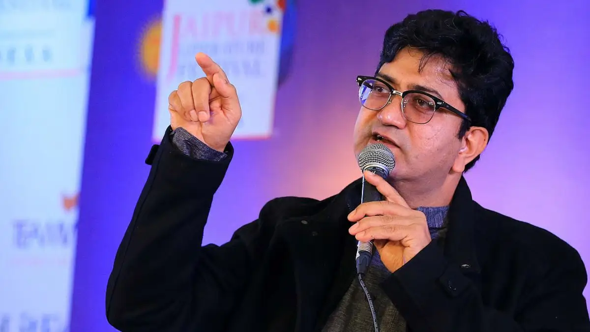 Prasoon Joshi Named Chairman of Prasar Bharati in Media Leadership Shift