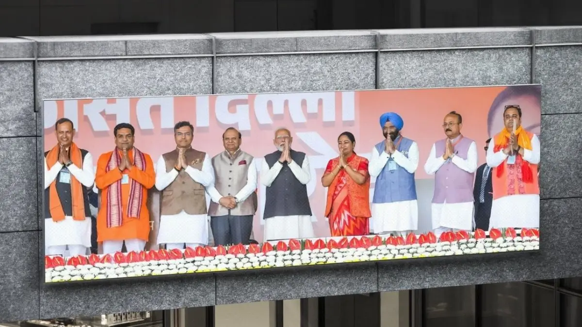 about – Page 520_10.1