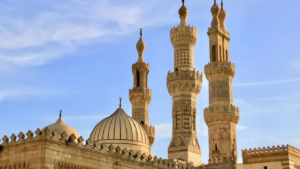 किस शहर को हजार मीनारों का शहर कहा जाता है?